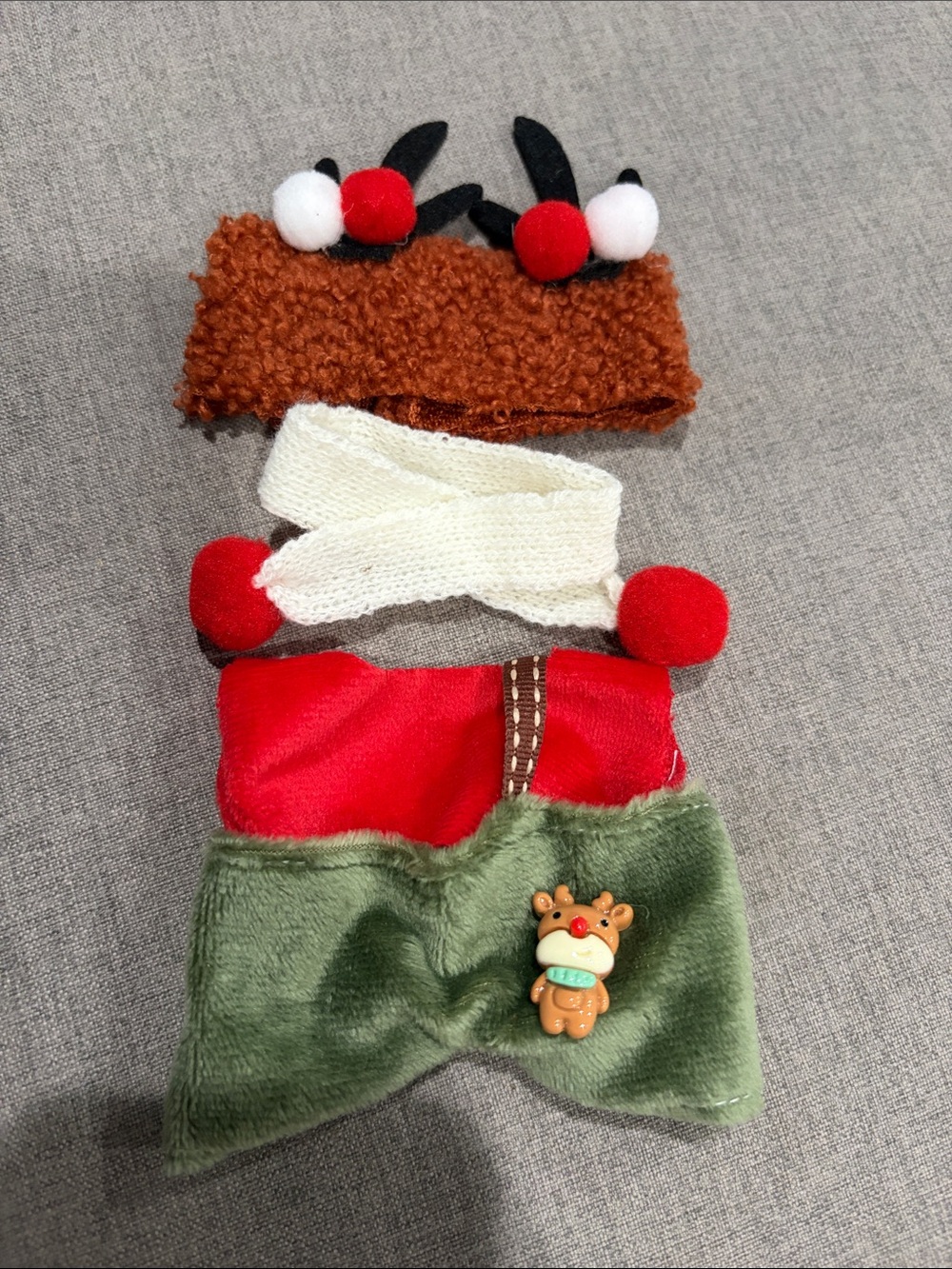 Labubu or Small Doll Holiday Reindeer Outfit and Scarf Set